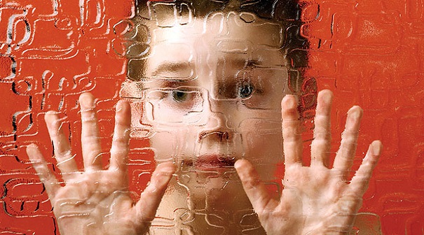 Повышенное количество спинномозговой жидкости — один из признаков аутизма