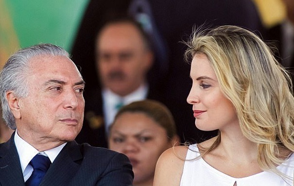 Президент Бразилии покинул свой дворец из-за привидений