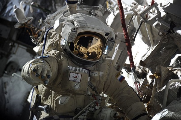 Роскосмос начал отбор космонавтов для экспедиции на Луну