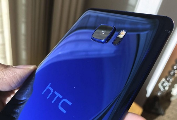 Утекшая презентация HTC U (Ocean) раскрыла все характеристики флагмана