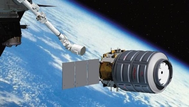 Космический фургон Cygnus пристыковался к МКС