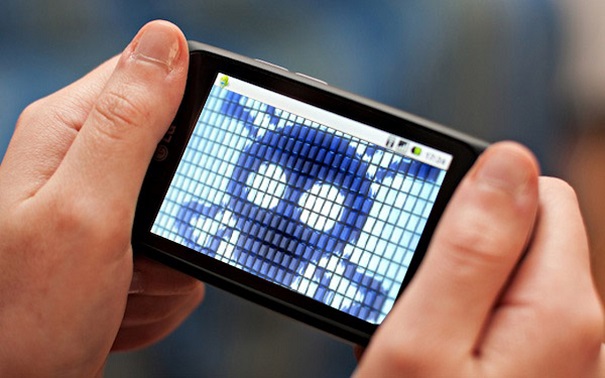 Опасный троян перехватывает пароли от мобильного банка и социальных сетей