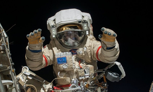 Астронавты НАСА на МКС Уитсон и Фишер выйдут в открытый космос