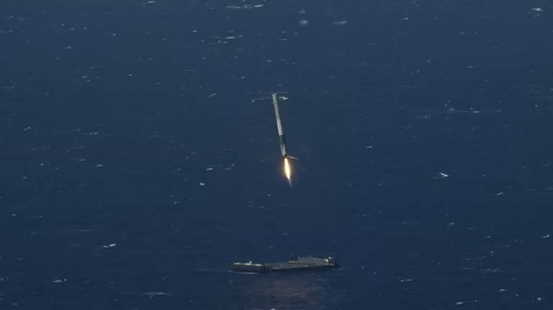 Первая ступень Falcon 9 приземлилась на плавучую платформу в Атлантике