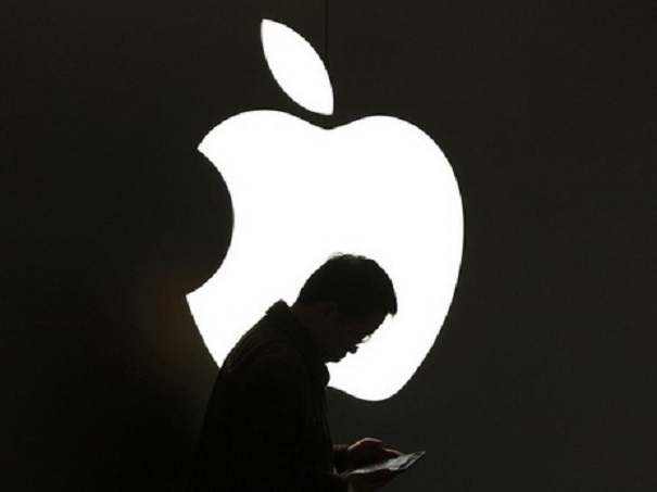 Кук: Apple помогает Великобритании в изучении терактов в столице Англии