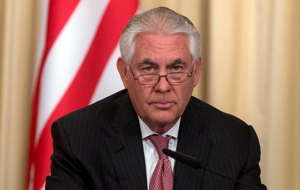 Тиллерсон: США хотели бы сотрудничать с Россией без использования санкций