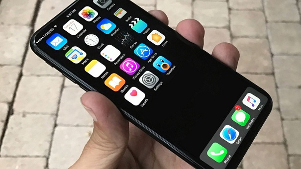 Apple тратит десятки млн. долларов, чтобы успеть вовремя выпустить iPhone 8