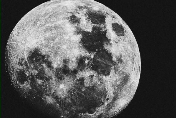 Американские учёные сообщили о огромных скоплениях воды на Луне