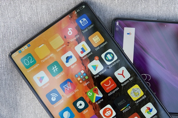 Новые детали про Xiaomi Mi Mix 2