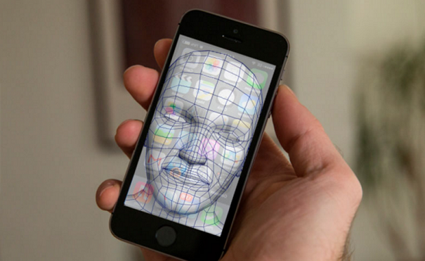 Сканер лица в iPhone 8 будет работать скорее, чем Touch ID
