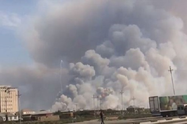 Размещено видео с места пожара на оружейном складе в Азербайджане