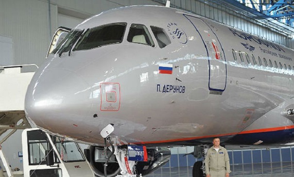 Дмитрий Миронов понаблюдал за презентацией нового Sukhoi Superjet