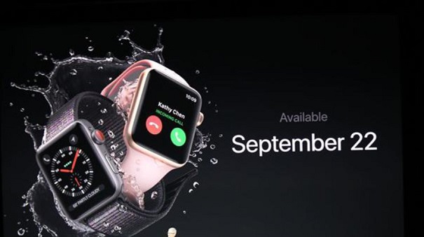 Apple сняла рекламу часов Apple Watch на киевском вокзале