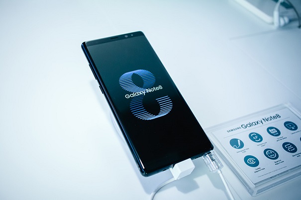 Объявлена дата начала реализации Самсунг Galaxy Note 8 в РФ