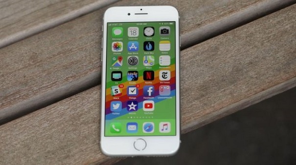 Apple отложила выпуск iPhone X