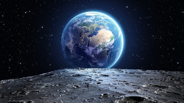 Световые сигналы от гуманоидов зафиксированы на Луне