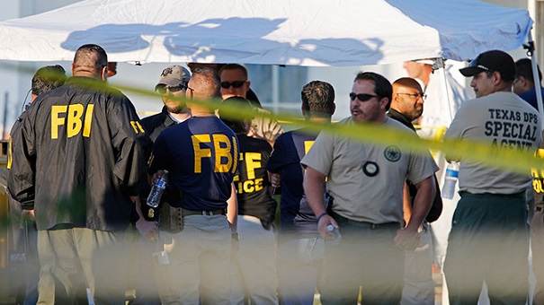 Apple обещала помочь ФБР во взломе телефона Девина Келли, стрелявшего в Техасе