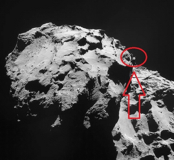 На комете Чурюмова-Герасименко найден яйцеобразный НЛО
