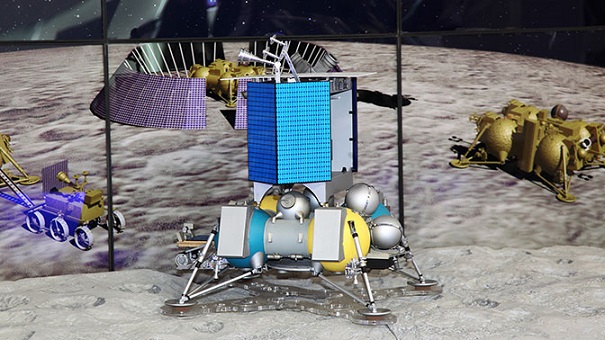 NASA предложило Роскосмосу совместно покорять Луну