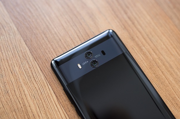 Камера телефона Huawei P11 получит сумасшедшее разрешение