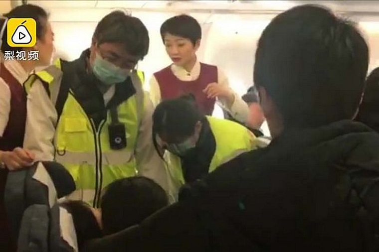 Необъяснимые вещи, которые происходят с пассажирами в авиакомпании Air China