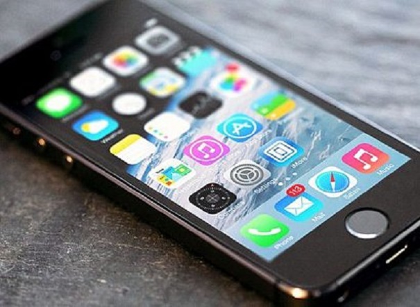 Владельцы айфонов начали подавать в суд на Apple