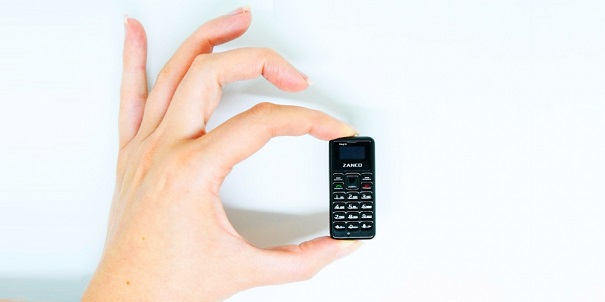 Самый небольшой в мире телефон будут торговать по 40 долларов