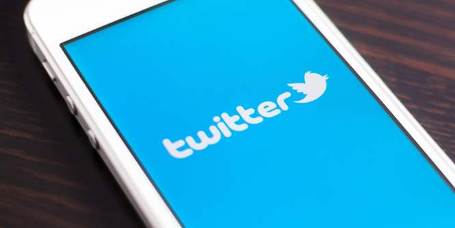 Сервис социальная сеть Twitter в первый раз в своей истории принес прибыль