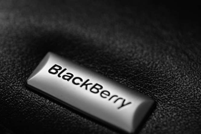 BlackBerry подала в суд на социальная сеть Facebook за нарушение прав интеллектуальной собственности