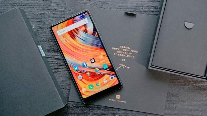 Xiaomi Mi Mix 2s будет представлен 27 марта