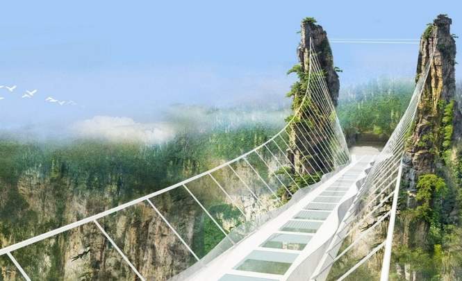 Самый высокий из знаменитых стеклянных мостов Китая