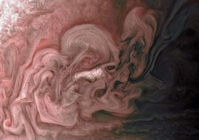 Как выглядит буря на Юпитере: завораживающий снимок NASA