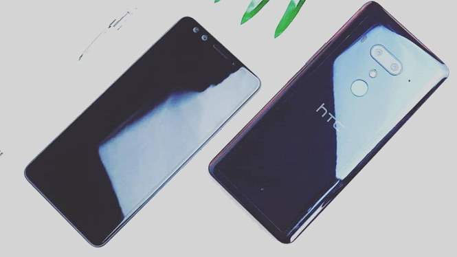 В США рассекретили характеристики флагманского телефона HTC U12