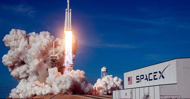 В SpaceX поведали, сколько будет стоить полёт на Big Falcon Rocket