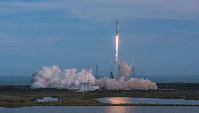 Компания SpaceX отложила запуск ракеты с телескопом