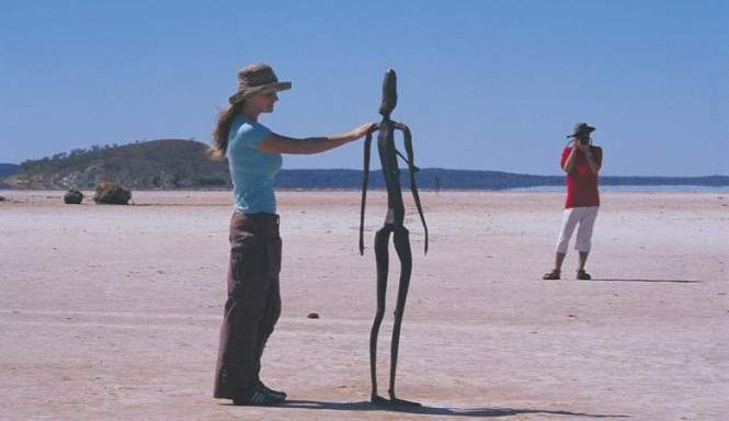 Загадочные скульптуры в Австралии