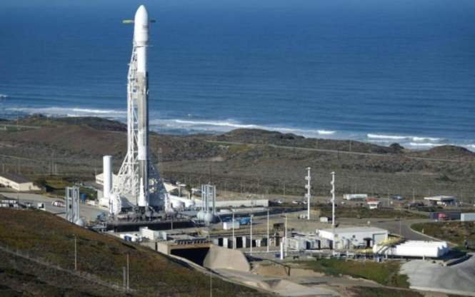 В США отменили старт свежей ракеты-носителя Falcon-9