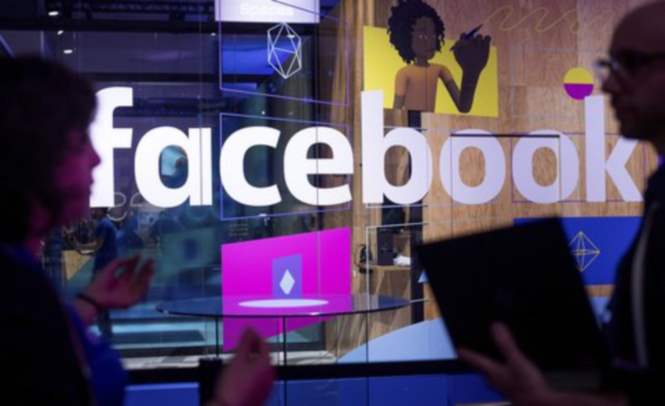 Социальная сеть Facebook остановил работу 200 приложений после скандала с Cambridge Analytica