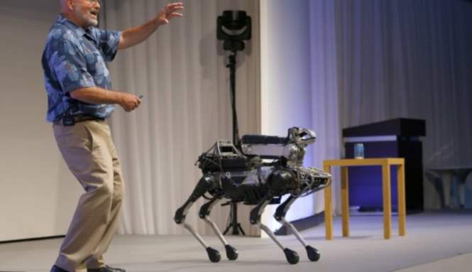 В США в реализацию поступят собаки-роботы