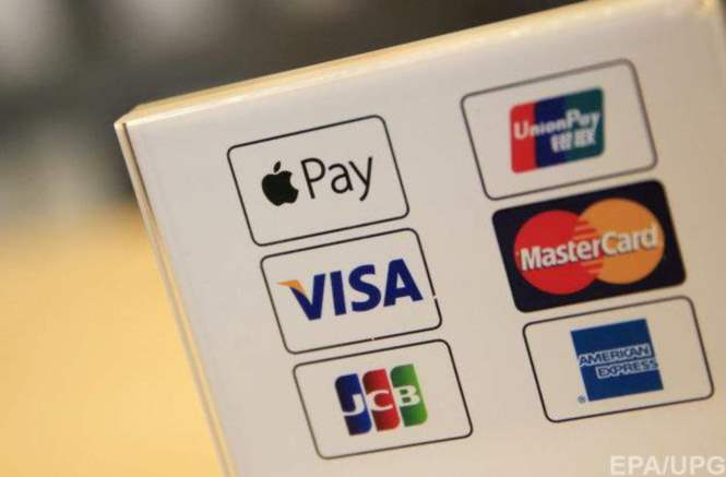 Приватбанк первым запустил Apple Pay в Украинском государстве