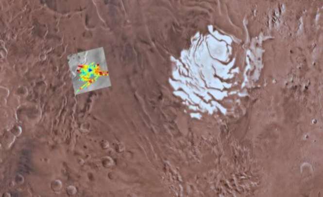 На Марсе найдено озеро с жидкой водой