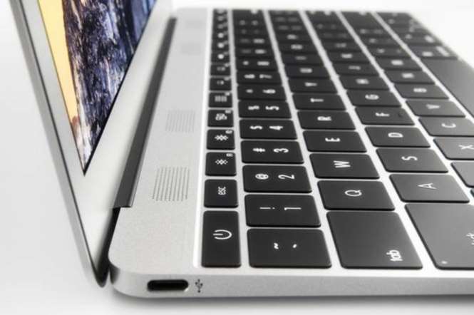 Новый MacBook появится осенью нынешнего 2018-ого по цене 1200 долларов‍