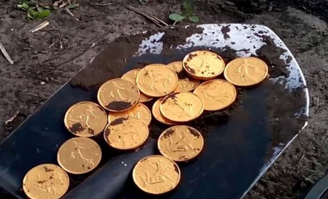 Клад с золотыми монетами обнаружен в Грузии