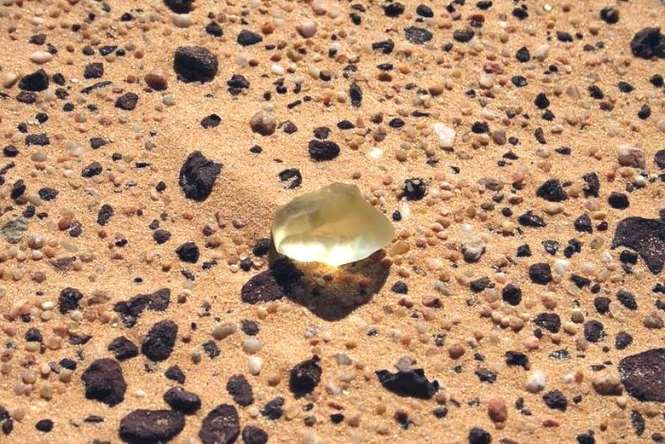 Загадочный минерал пустыни