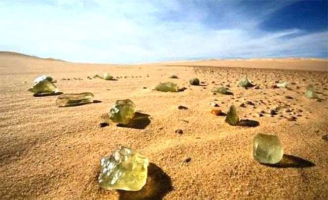 Загадочный минерал пустыни