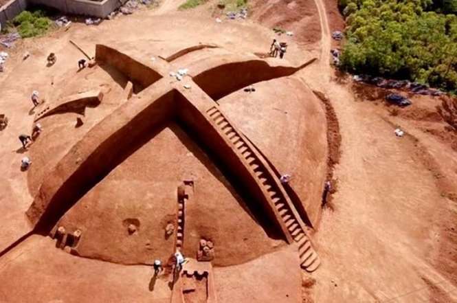На территории Китая раскопана загадочная гробница династии Цинь