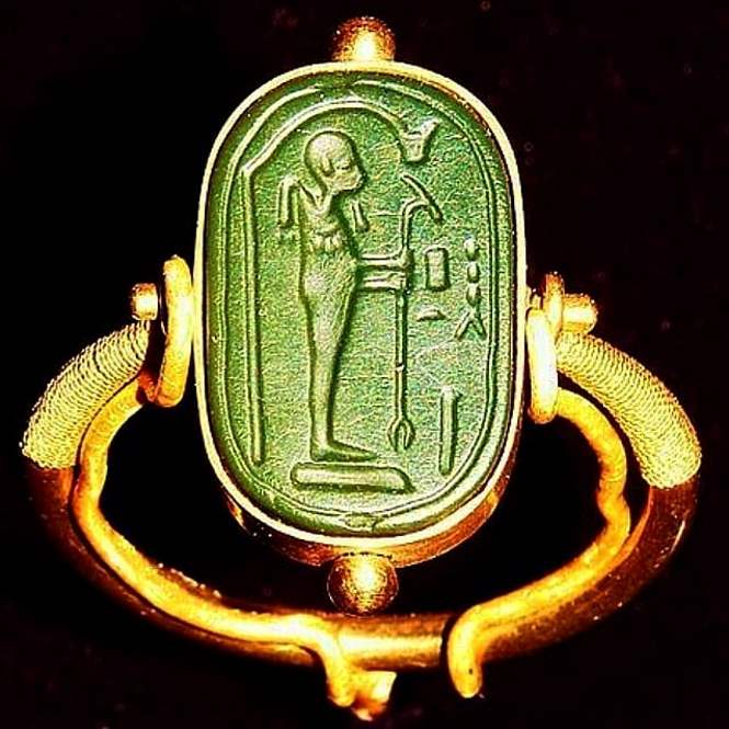 «Инопланетное» кольцо нашли в гробнице Тутанхамона 
