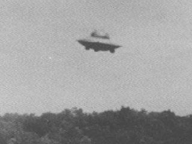 Настоящие фотографии НЛО, которые остаются загадкой