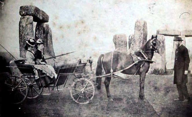 Обнаружено фото Стоунхенджа 1875 года