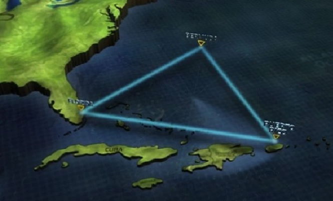 Метеорит над Пуэрто-Рико или в Бермудском треугольнике идут космические бои?
